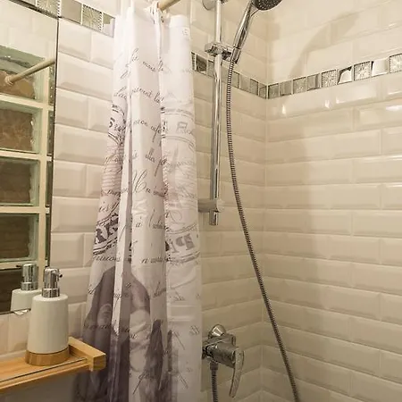 Studio Au Coeur Des Batignolles Apartman *
